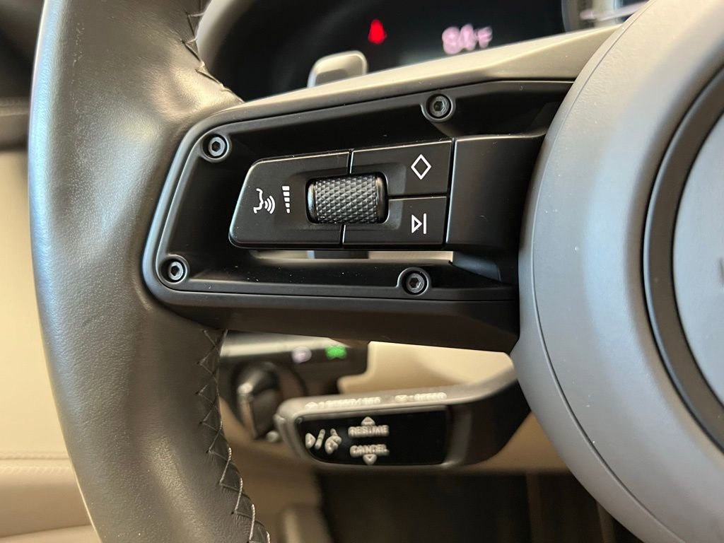 Used 2022 Porsche 911 Targa 4 GTS image 9