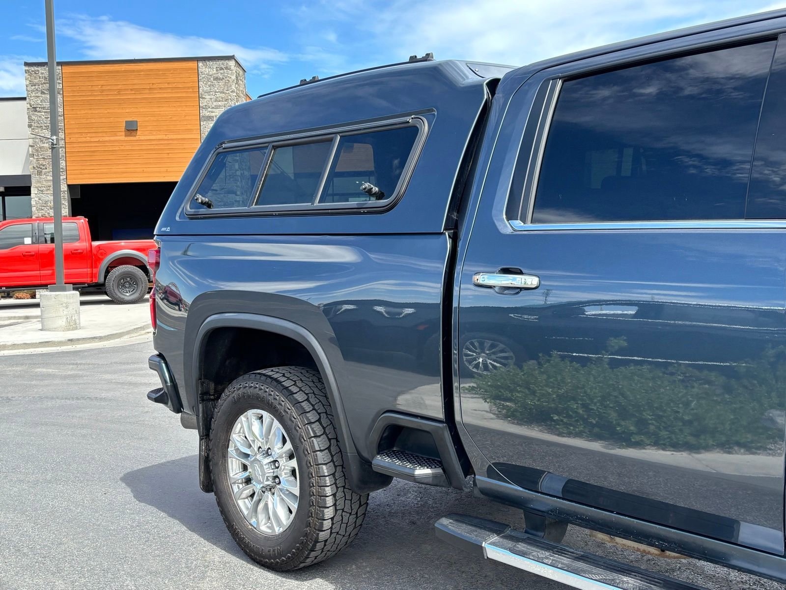 Used 2020 Chevrolet Silverado 3500 High Country w/ Z71 Off-Road Package AWD/4WD image 3