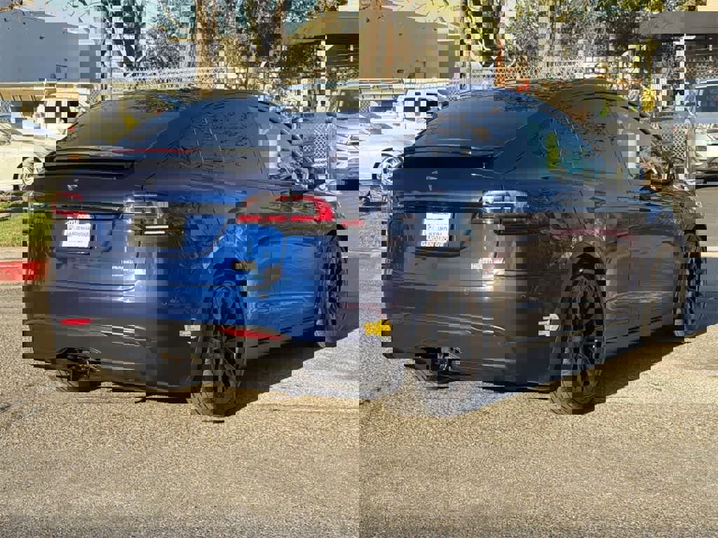 Used 2022 Tesla Model X Plaid image 6