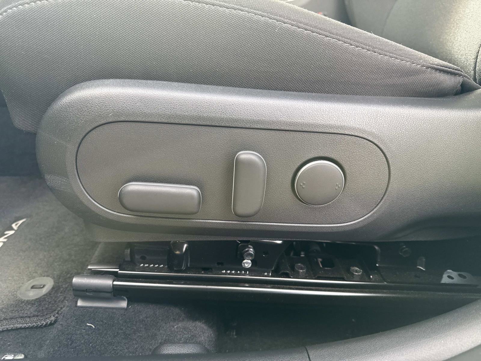 Used 2024 Hyundai Kona SEL image 20