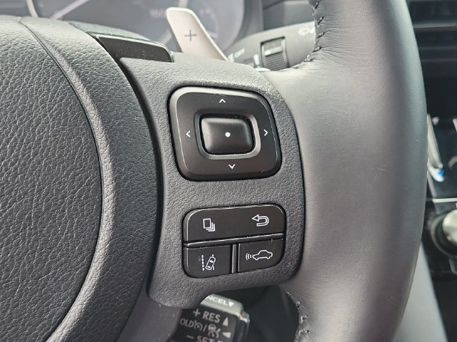 Used 2023 Lexus IS 300 w/ Comfort Package RWD image 30