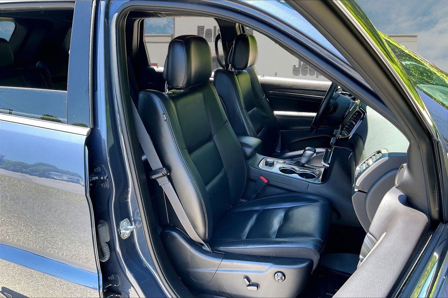 Certified 2021 Jeep Grand Cherokee Limited AWD/4WD image 7