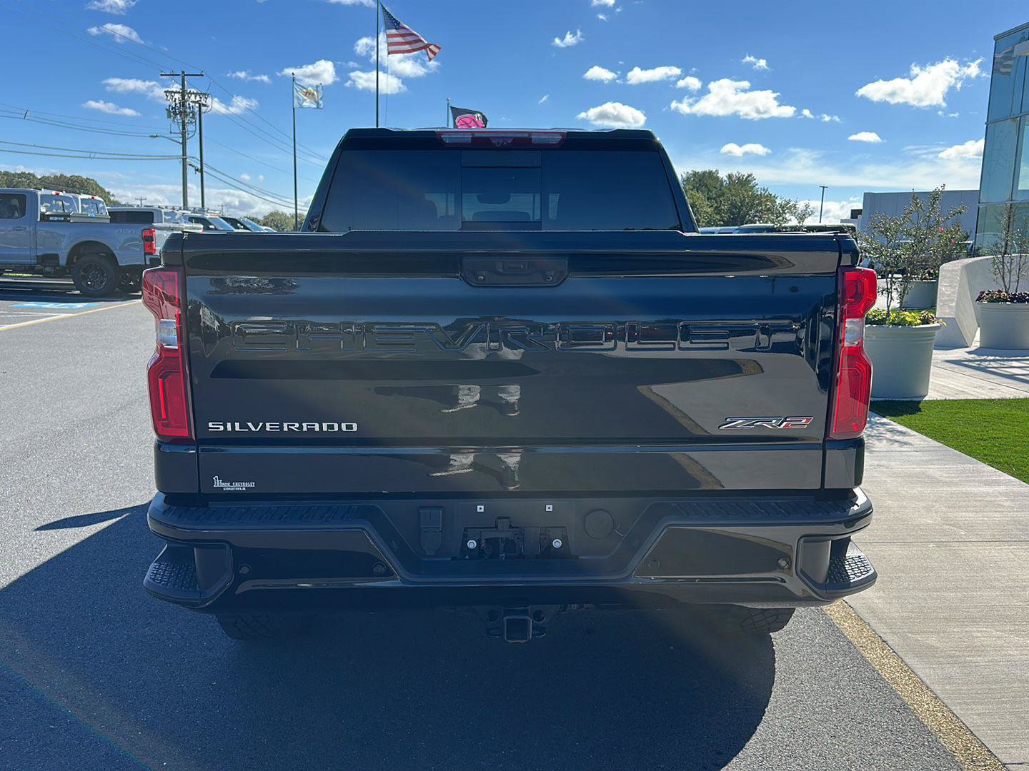Used 2023 Chevrolet Silverado 1500 ZR2 w/ Technology Package AWD/4WD image 6