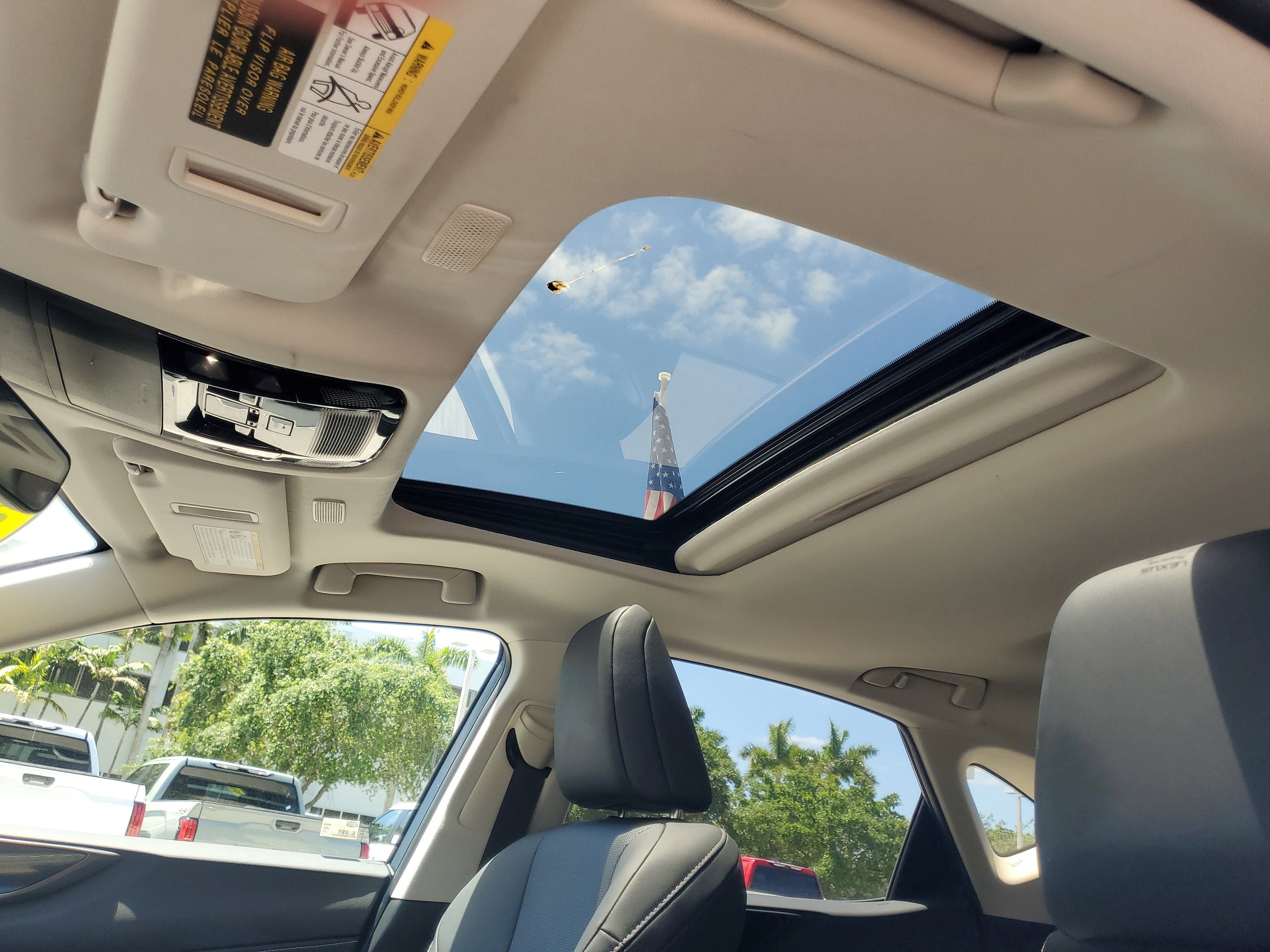 Used 2025 Lexus NX 250 FWD w/ Cold Area Package image 19