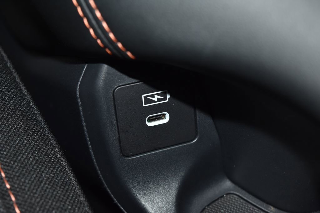 Used 2025 Honda HR-V Sport image 17