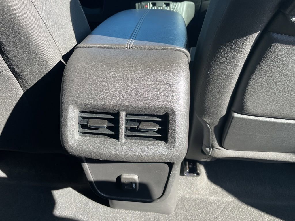 Used 2019 GMC Terrain SLE image 35