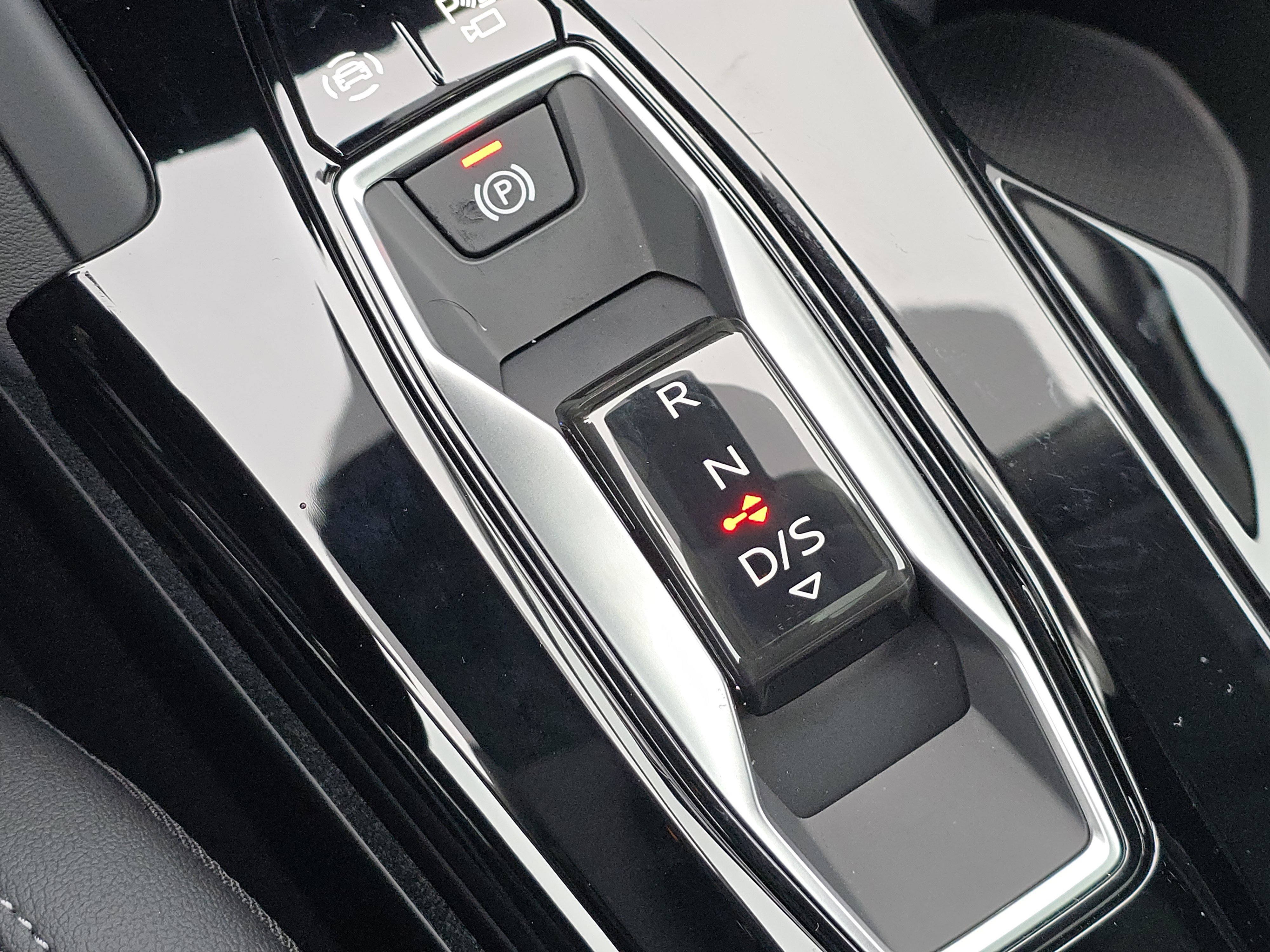 New 2025 Audi Q5 Premium Plus image 52