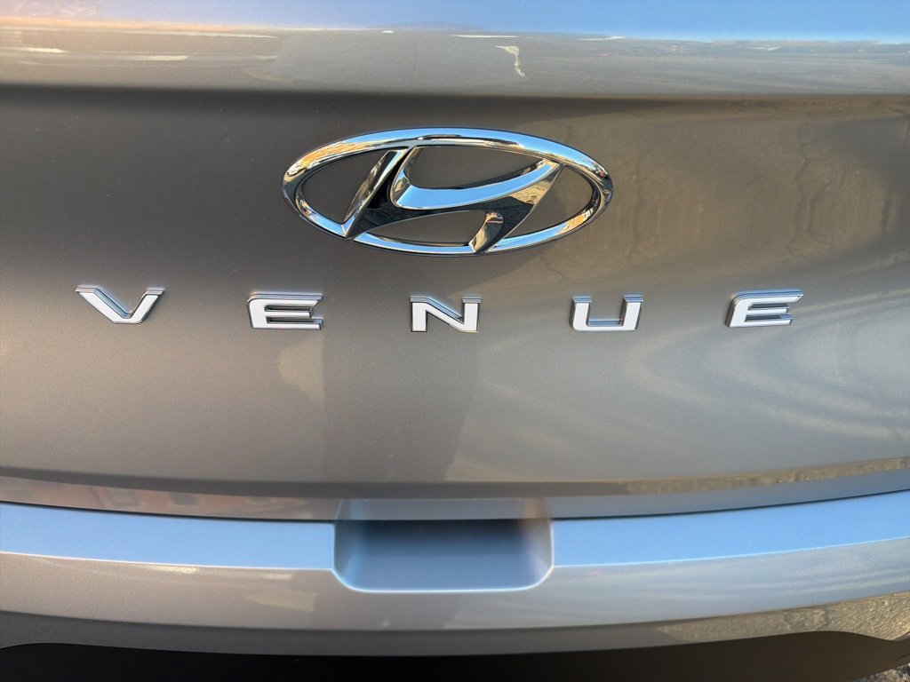New 2026 Hyundai Venue SE image 10