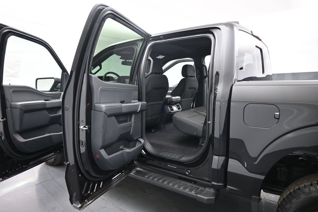 New 2026 Ford F150 XLT w/ FX4 Off-Road Package AWD/4WD image 16