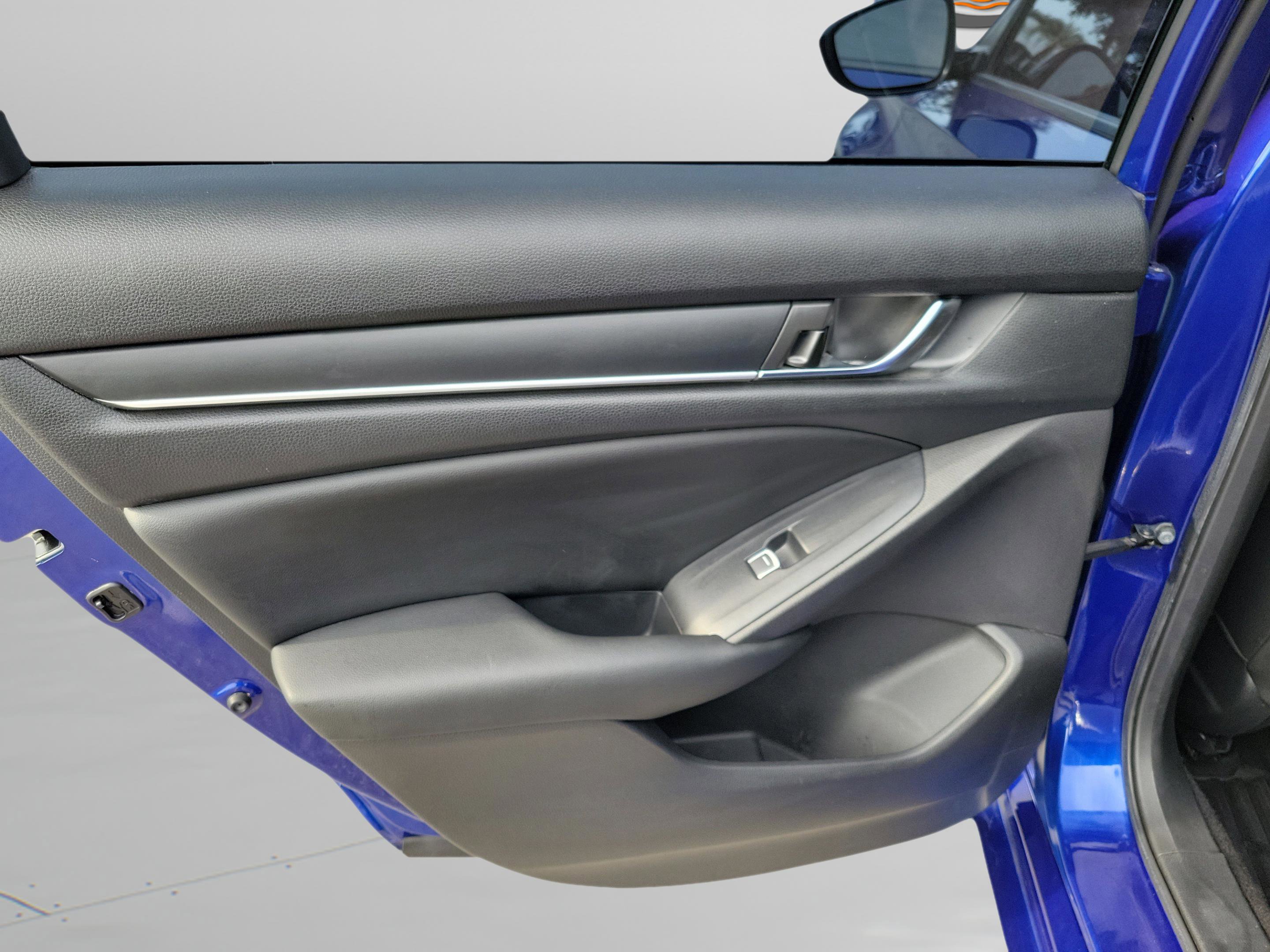 Used 2019 Honda Accord Sport image 23