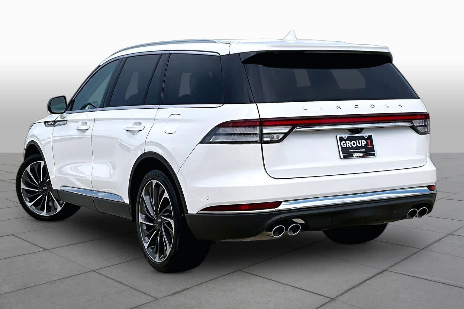 Used 2020 Lincoln Aviator Reserve w/ Equipment Group 202A AWD/4WD image 12