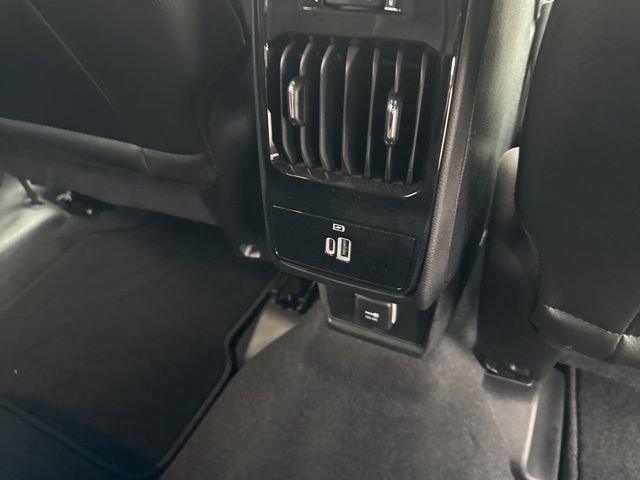 Used 2025 Jeep Compass Limited w/ Elite Group AWD/4WD image 16