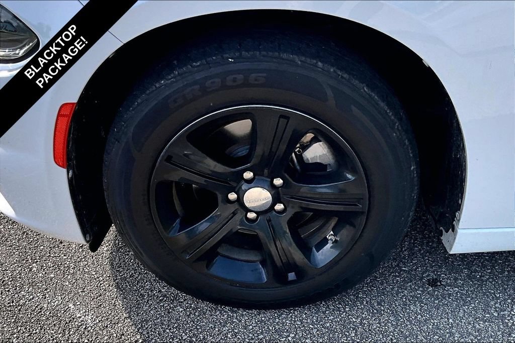 Used 2022 Dodge Charger SXT RWD image 8