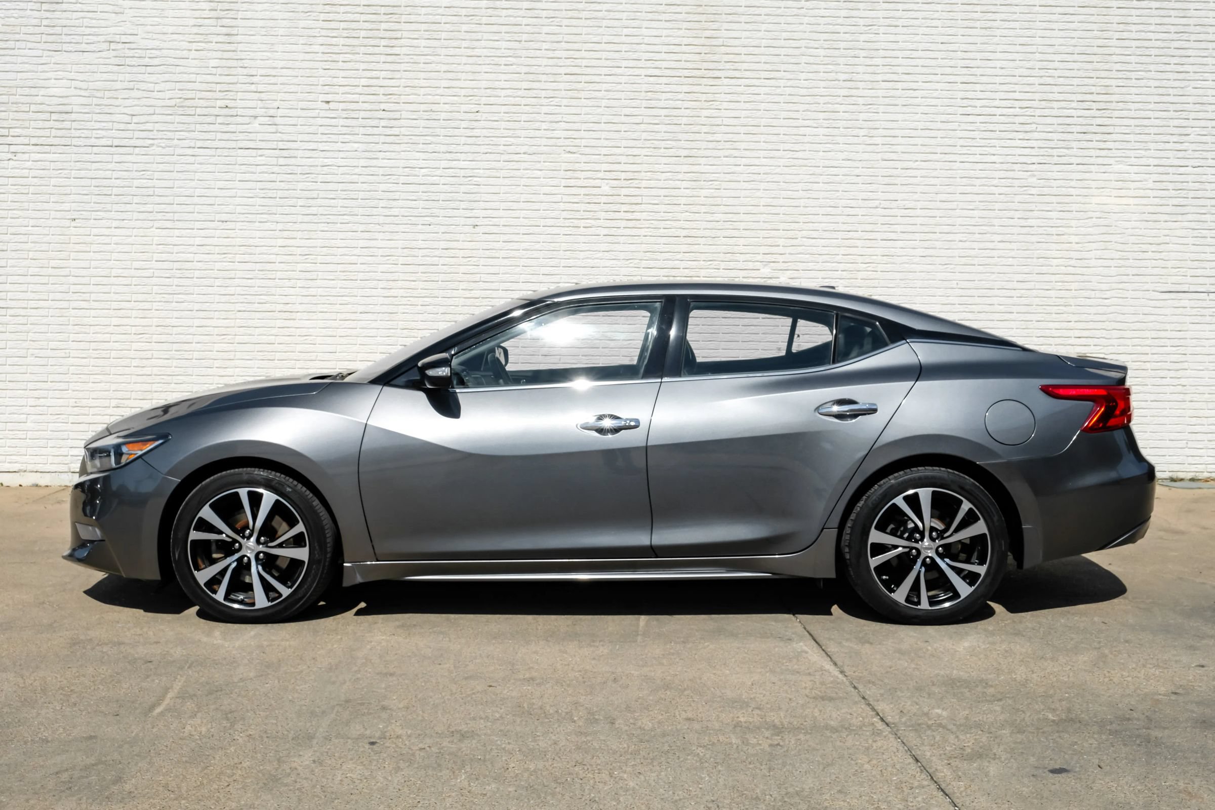 Used 2018 Nissan Maxima 3.5 SV FWD image 11
