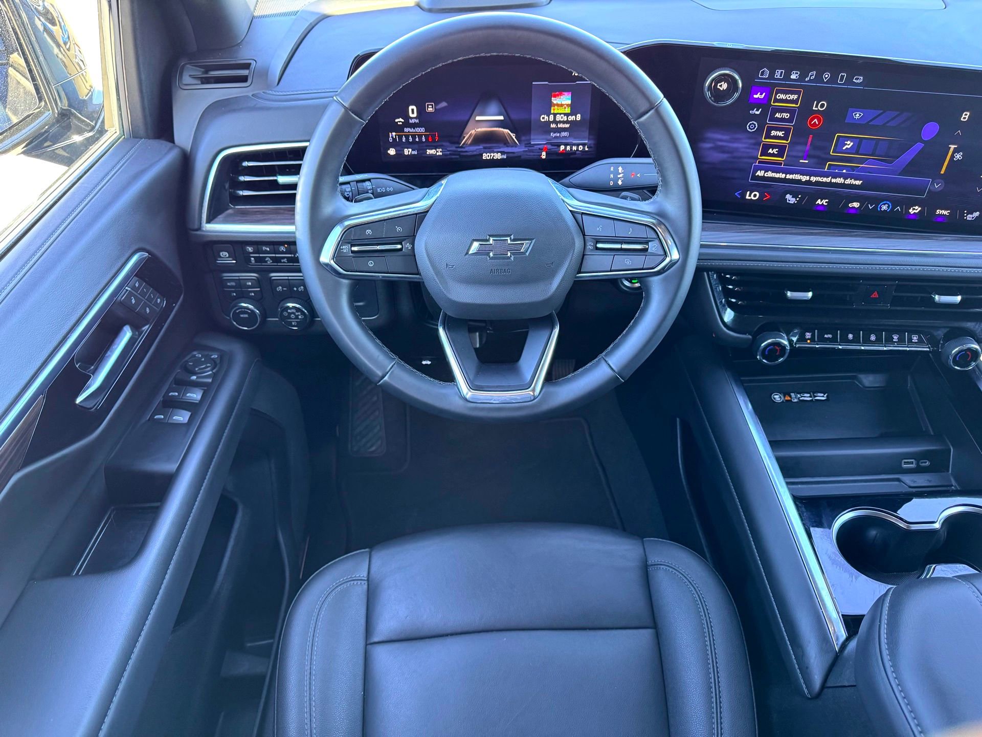 Used 2025 Chevrolet Tahoe Z71 image 24