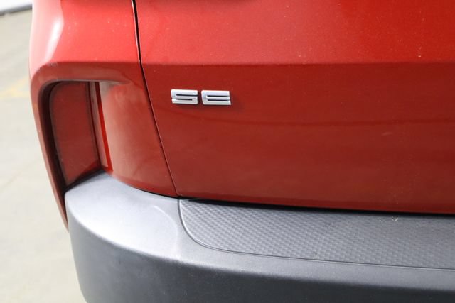 Used 2022 Ford Escape SE w/ SE Sport Appearance Package FWD image 37