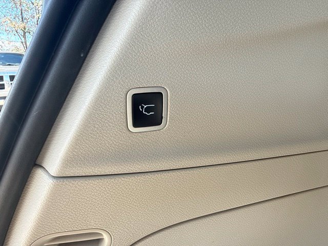 Used 2020 Chrysler Pacifica Limited FWD image 22
