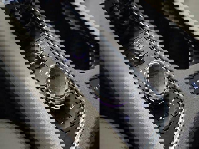 Certified 2022 Cadillac XT5 Premium Luxury image 25