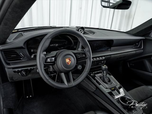 Used 2026 Porsche 911 GT3 w/ Chrono Package RWD image 37