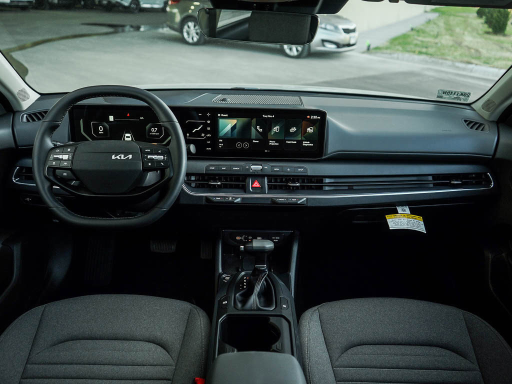 New 2025 Kia K4 EX image 12
