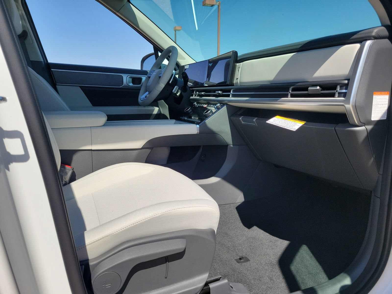New 2026 Hyundai Santa Fe SE FWD image 17