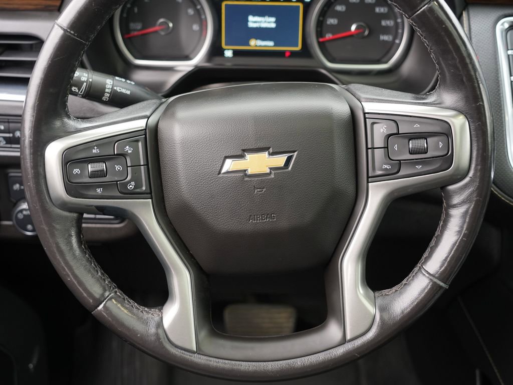 Used 2021 Chevrolet Suburban Premier w/ Premium Package image 24