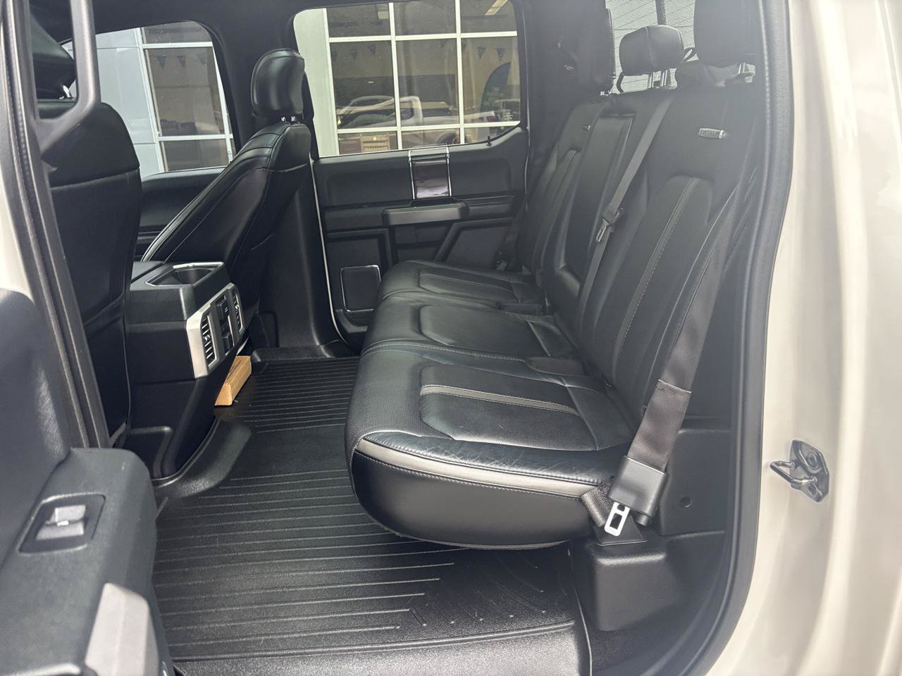 Used 2016 Ford F150 Platinum w/ Equipment Group 701A Luxury AWD/4WD image 14