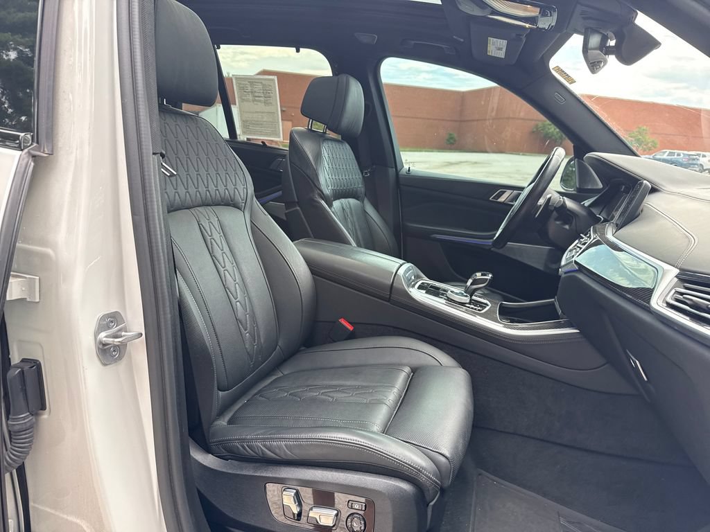 Used 2023 BMW X5 M50i w/ Executive Package AWD/4WD image 33