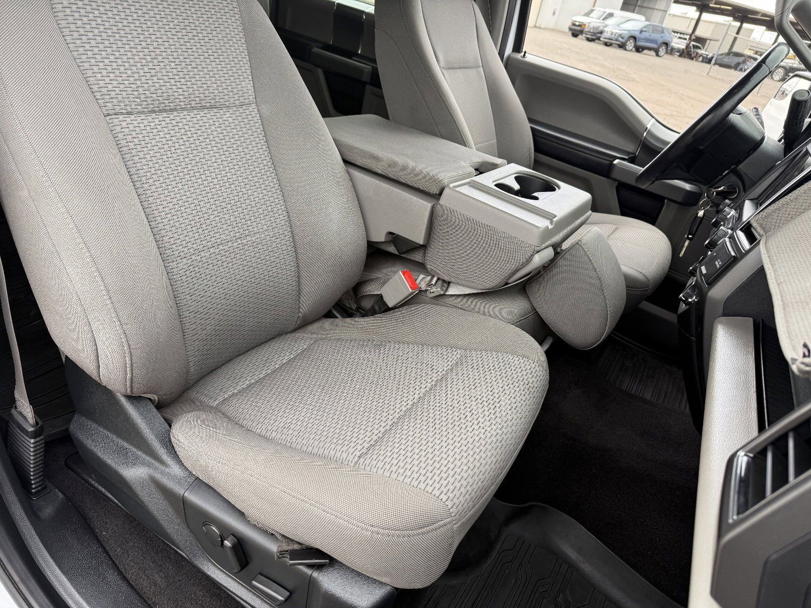 Used 2020 Ford F150 XLT w/ Equipment Group 302A Luxury image 4