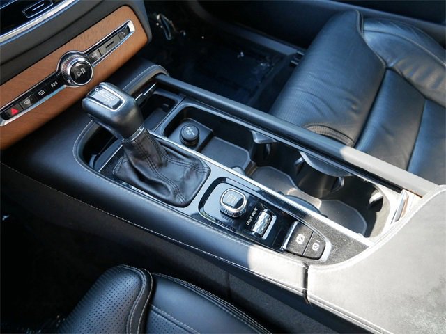 Used 2018 Volvo XC90 T6 Inscription w/ Convenience Package image 23