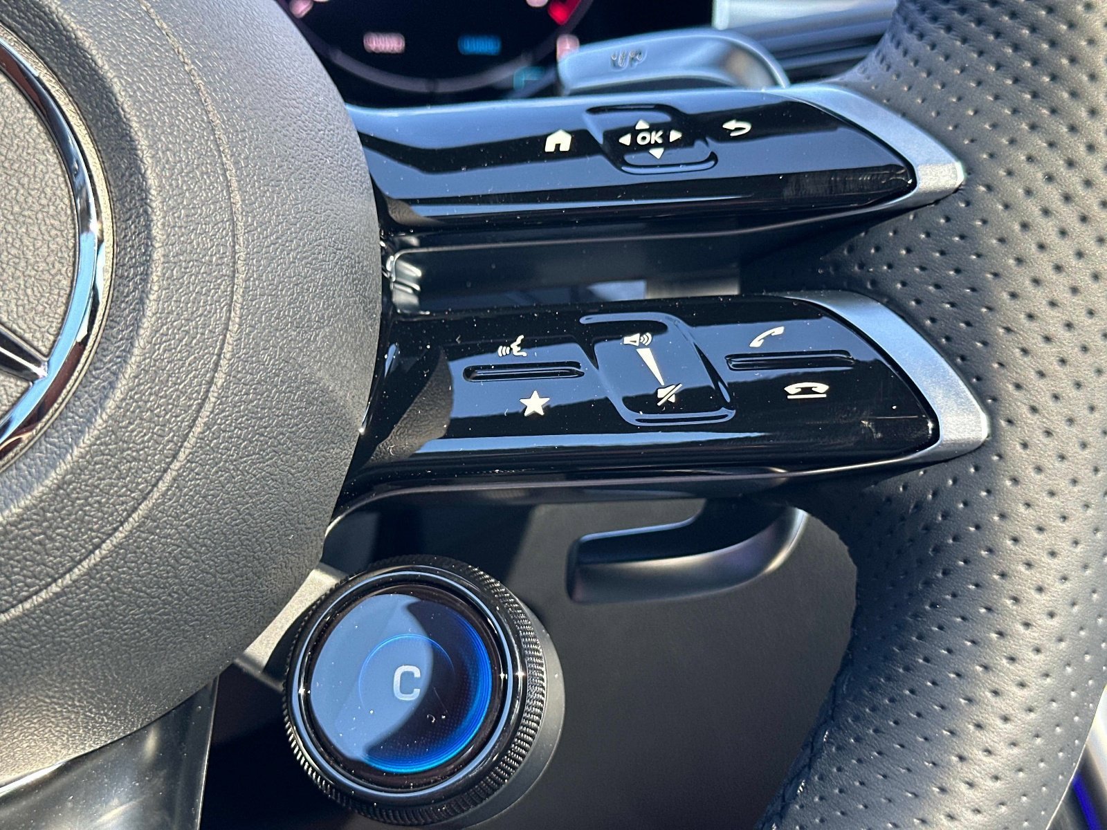New 2026 Mercedes-Benz C 43 AMG 4MATIC Sedan image 30