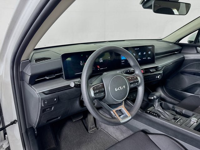 Used 2025 Kia K5 LXS FWD image 9