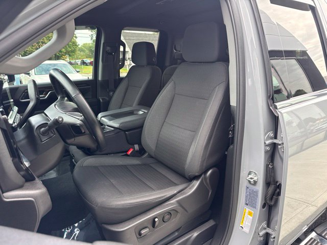 Used 2025 GMC Sierra 2500 SLE w/ SLE Value Package; AWD/4WD image 13