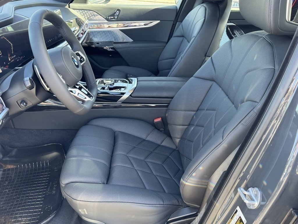 New 2026 BMW 740i image 20