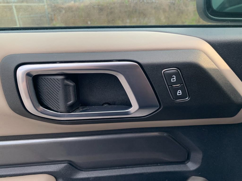 Used 2022 Ford Bronco Wildtrak image 13