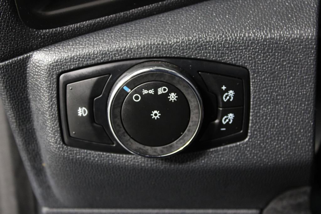 Used 2021 Ford EcoSport SE image 24