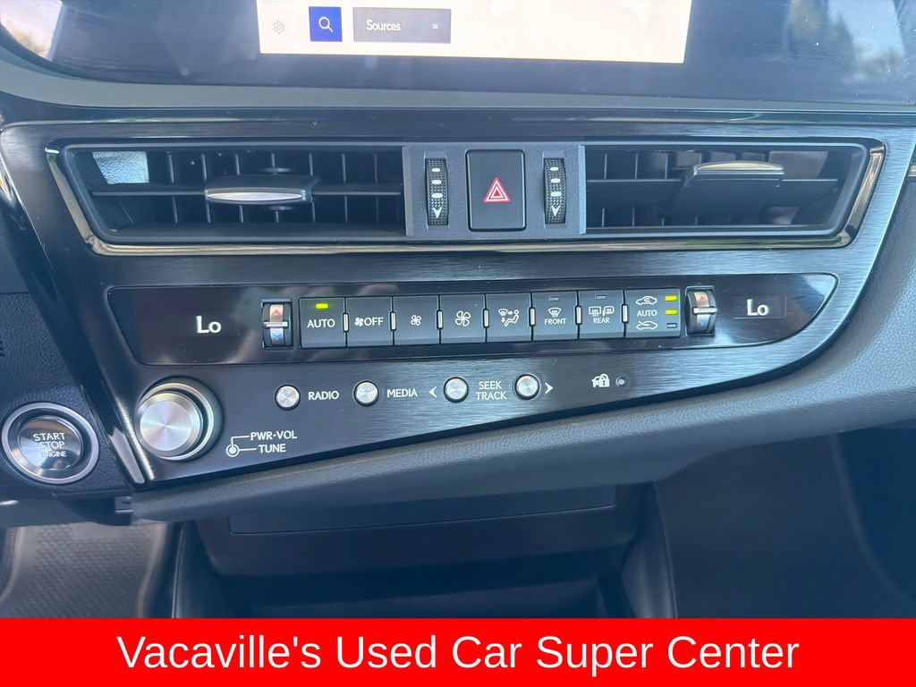 Used 2025 Lexus ES 350 w/ Accessory Package (Z2) FWD image 18