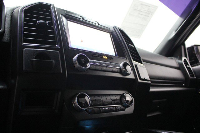 Used 2021 Ford Expedition Limited image 15