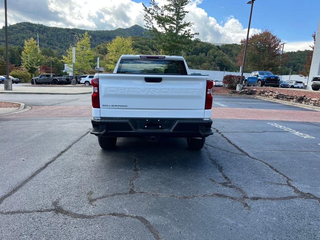 New 2026 Chevrolet Silverado 1500 W/T w/ Trailering Package image 4