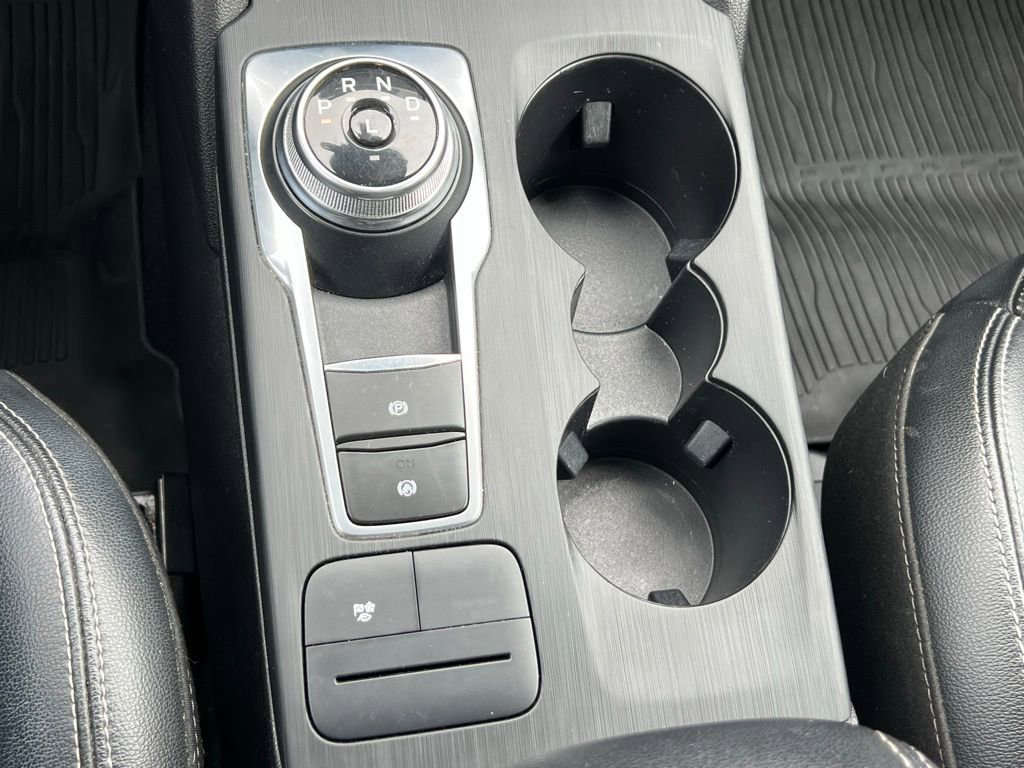 Used 2022 Ford Escape SEL image 32