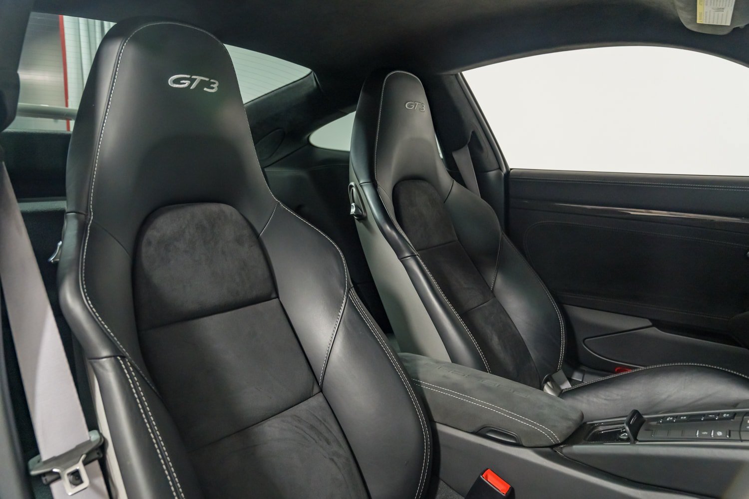 Used 2018 Porsche 911 GT3 RWD image 29