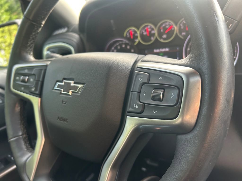 Used 2020 Chevrolet Silverado 1500 LT Trail Boss image 18