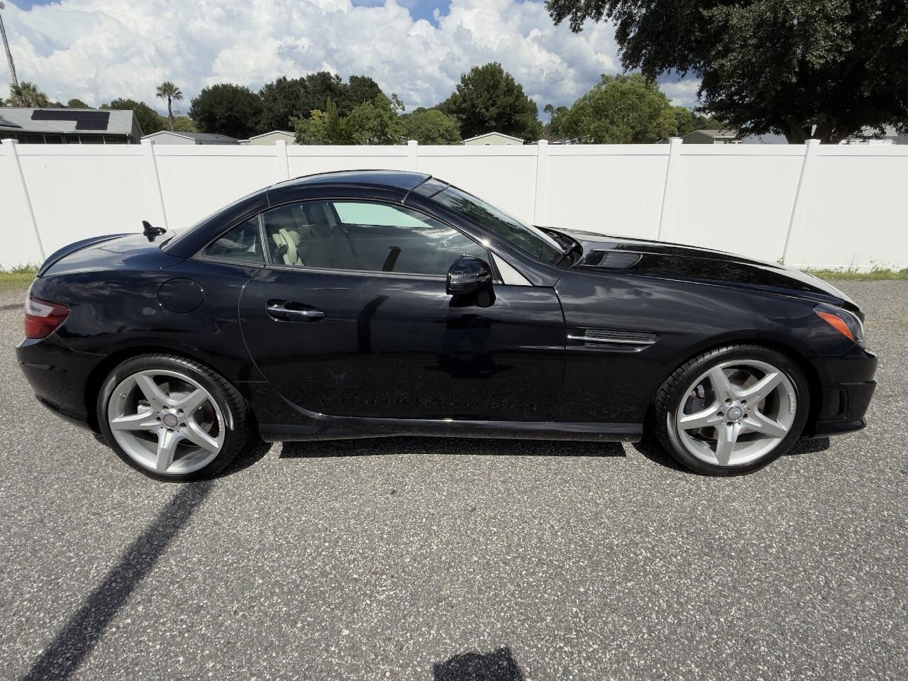 Used 2013 Mercedes-Benz SLK 250 image 19