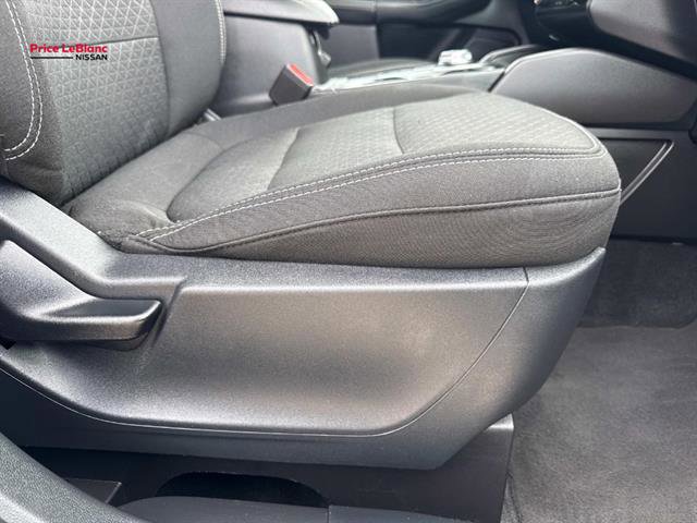 Used 2025 Ford Escape Active AWD/4WD image 11