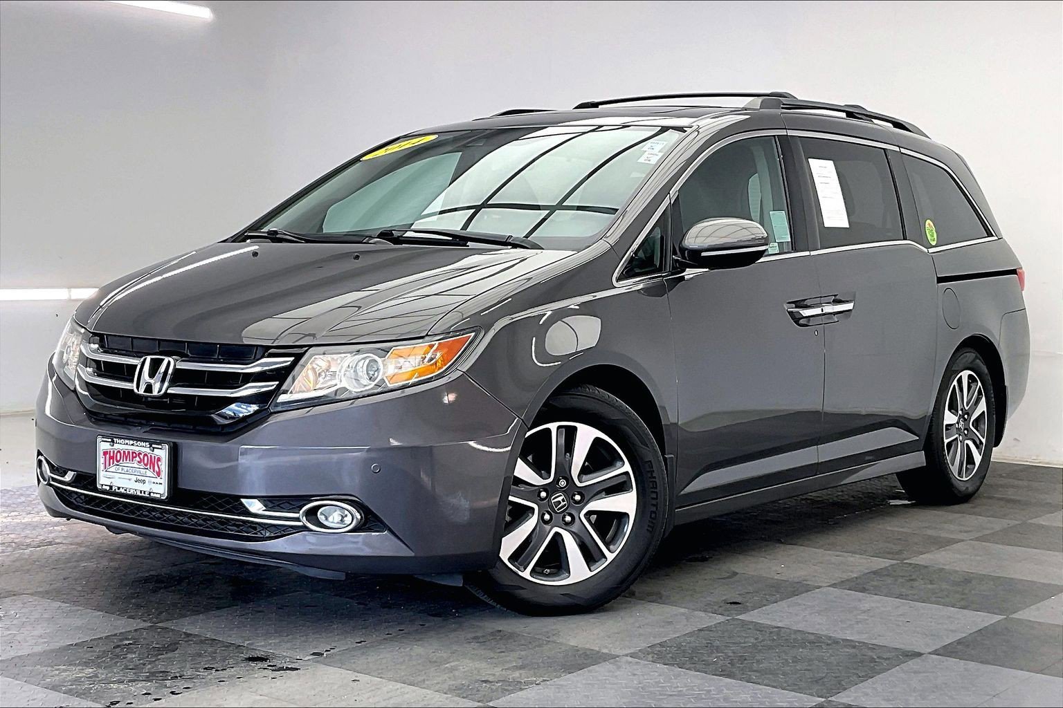 Used 2014 Honda Odyssey Touring image 12