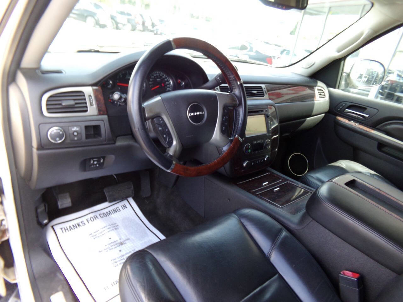 Used 2013 GMC Yukon XL Denali image 51