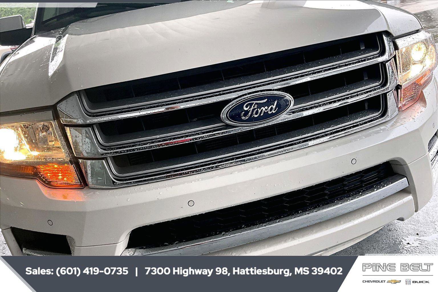 Used 2017 Ford Expedition Limited w/ Equipment Group 301A RWD image 22