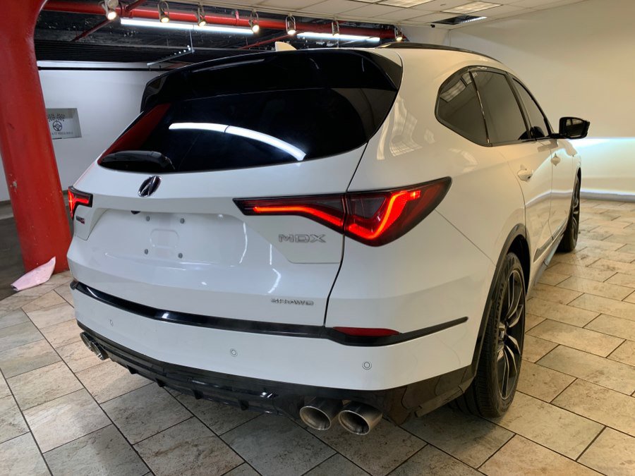 Used 2023 Acura MDX Type S AWD/4WD image 9