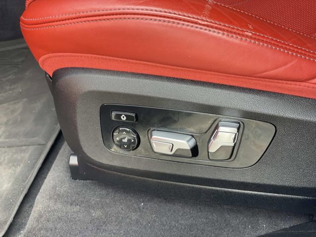 Used 2023 BMW XM Base image 20