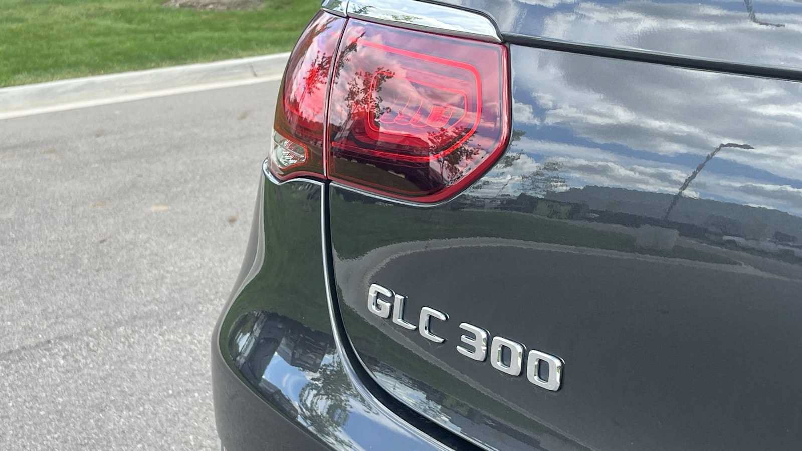 Certified 2023 Mercedes-Benz GLC 300 4MATIC Coupe image 26